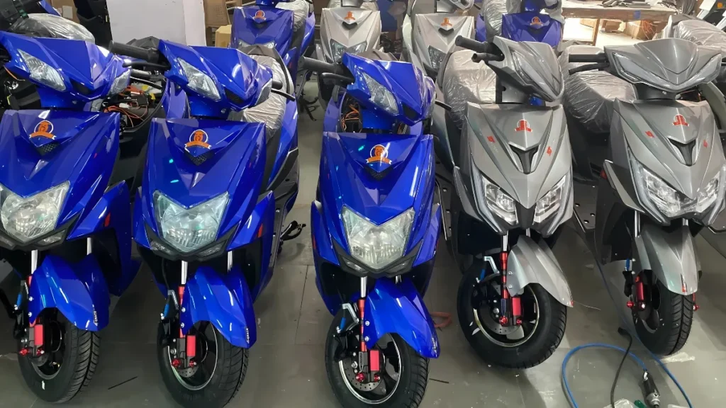 Gkon Red Roadies Electric Scooter